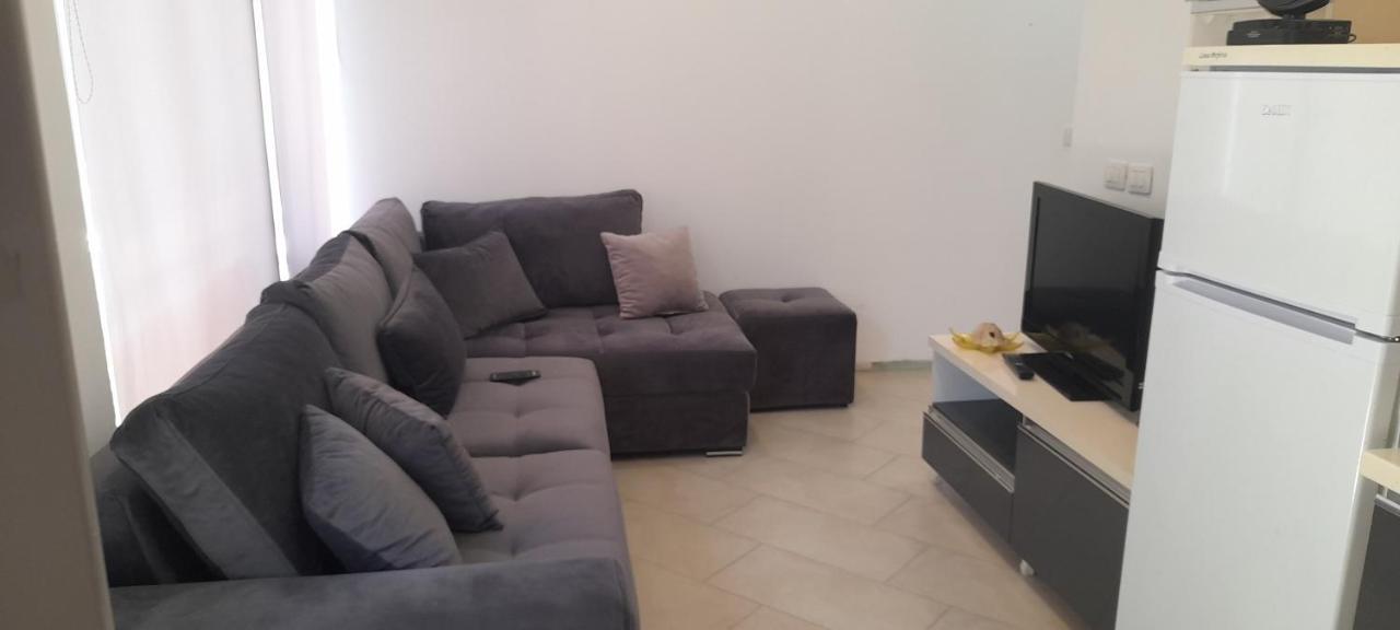 Eri Apartament Apartamento Himare Exterior foto